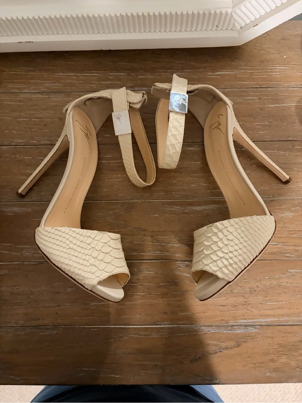 Giuseppe Zanotti Sandals heels E50151 Golia printed size 39 US (9)
